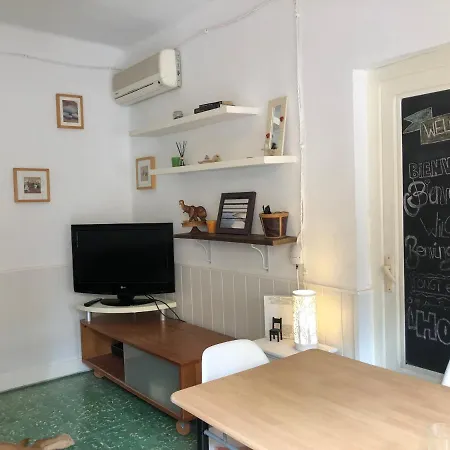 Vivaros1 : Centre De Proche Apartment