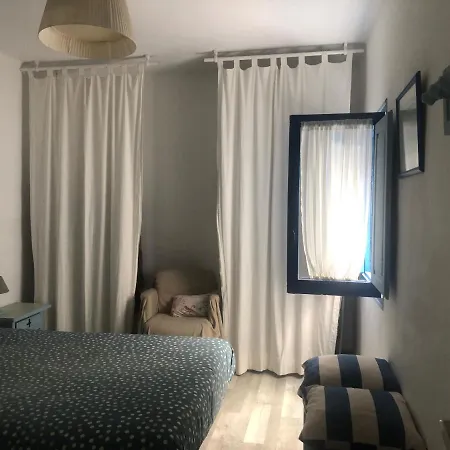 Vivaros1 : Centre De Proche Apartment